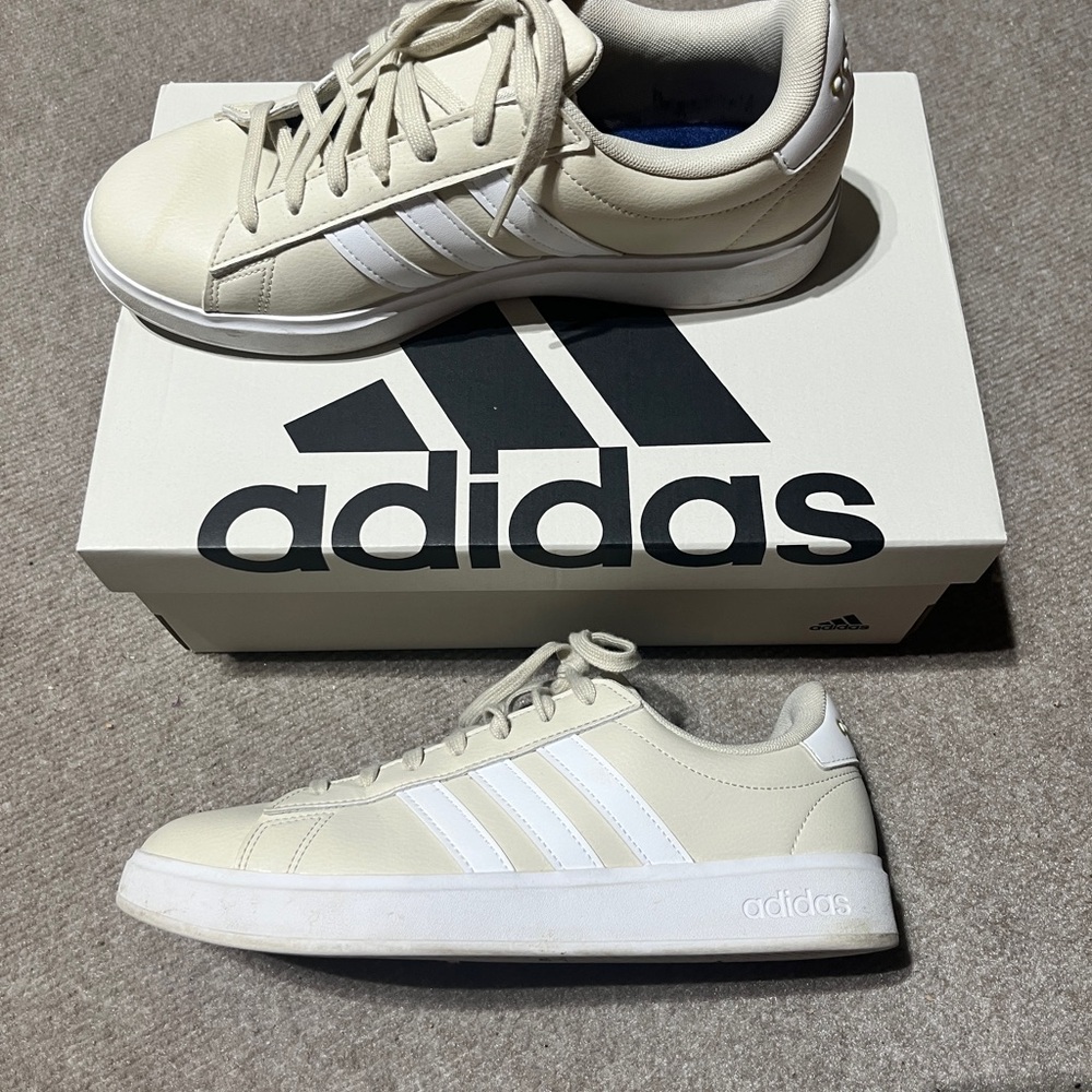 Adidas Women's Cream and White Grand Court Sneakers 9.5